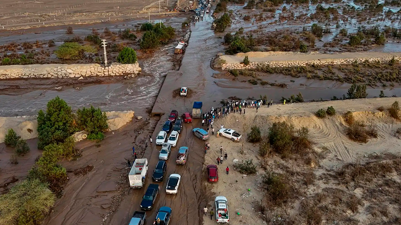 MTC declara en emergencia el transporte terrestre por huaicos: Arequipa entre las regiones con vías nacionales dañadas